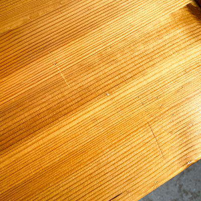 Sideboard i furu
