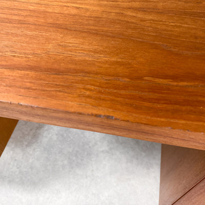 Skrivbord i teak