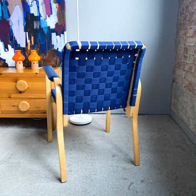 Karmstol modell 45 - Alvar Aalto, Artek