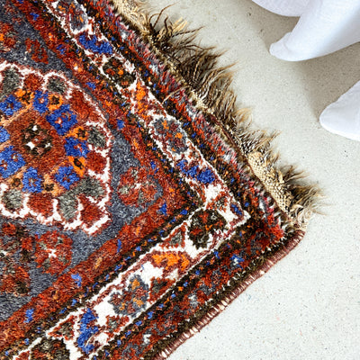 Handknuten orientalisk matta