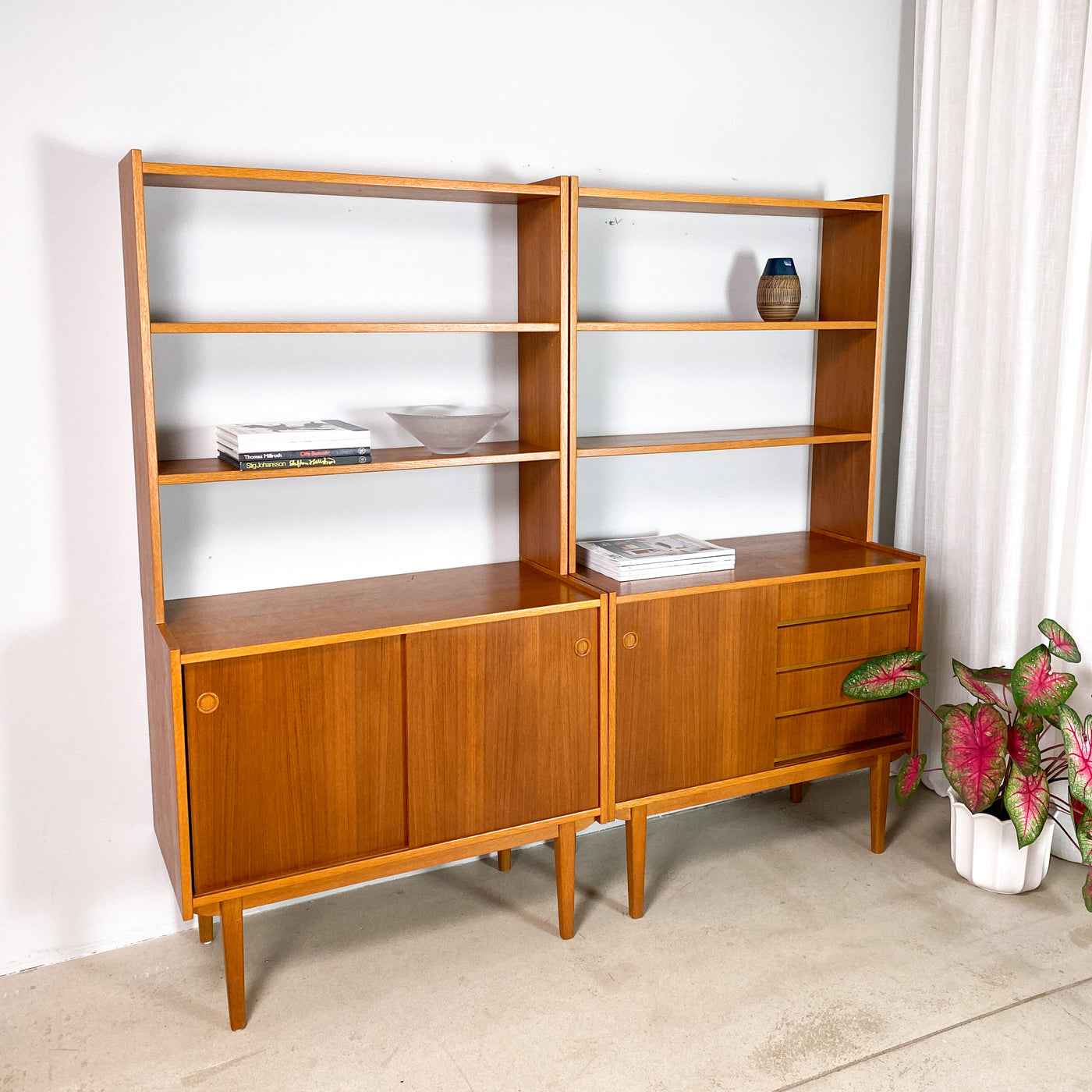 Sideboard eller bokhyllor i teak