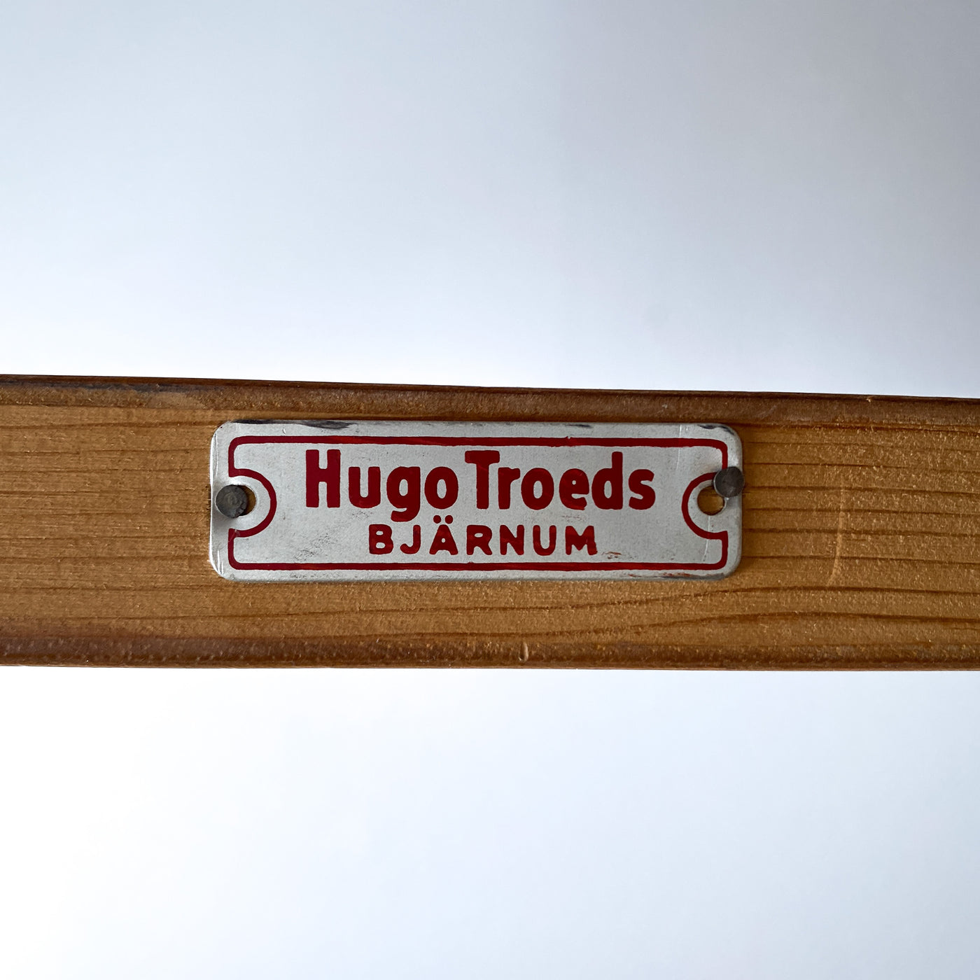 Vägghylla - Hugo Troeds, Bjärnum