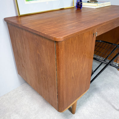 Skrivbord i teak
