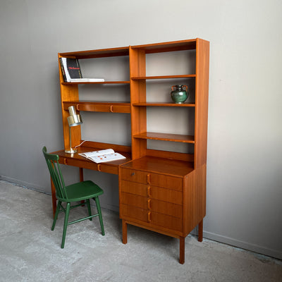 Hyllsektion i teak med skrivbord, Bodafors - Bertil Fridhagen