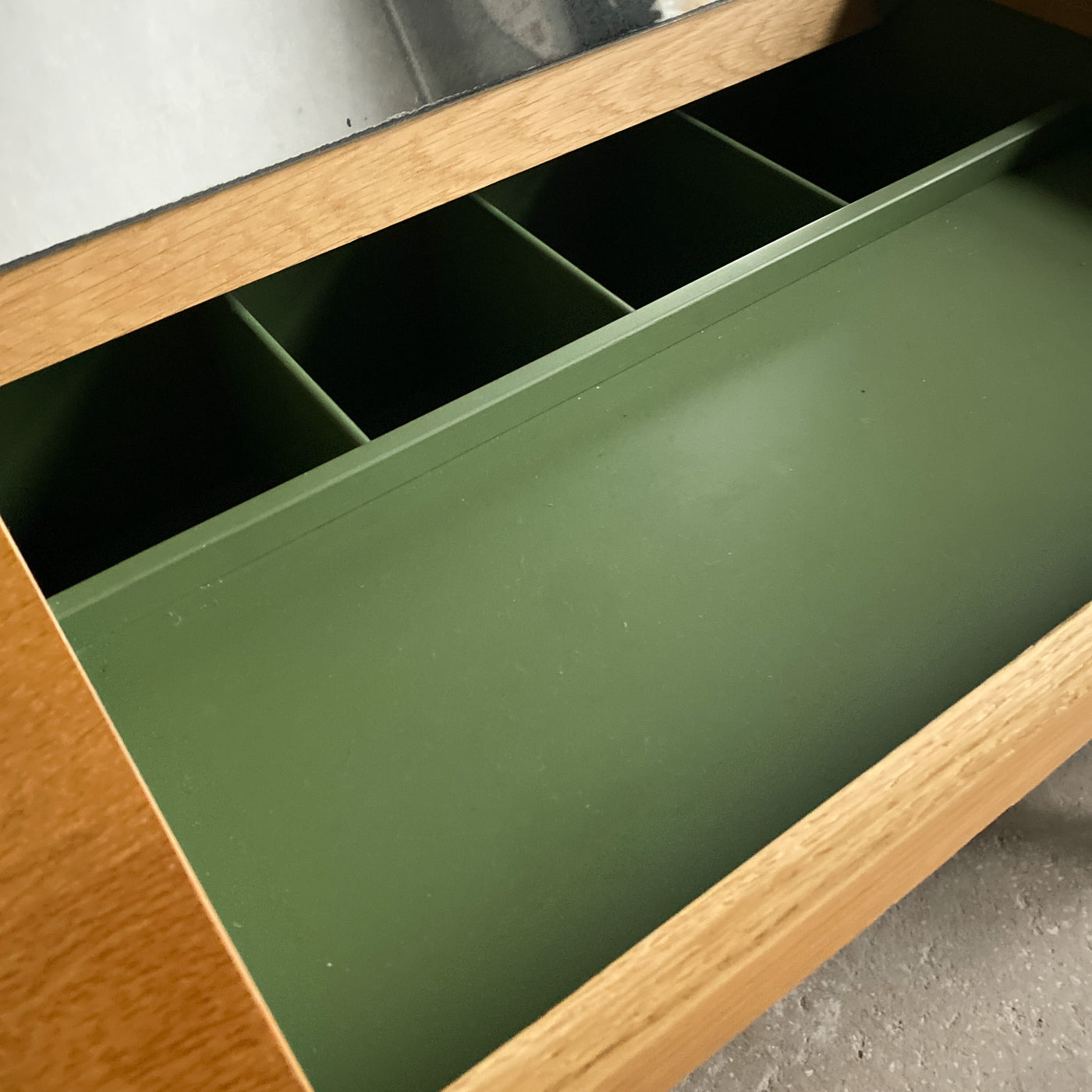 Skrivbord/sminkbord, Bodafors - Bertil Fridhagen