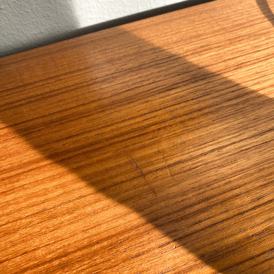 Teak skåp