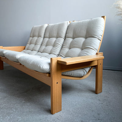 Kontra soffa , Yngve Ekström, Swedese - nytapetserad