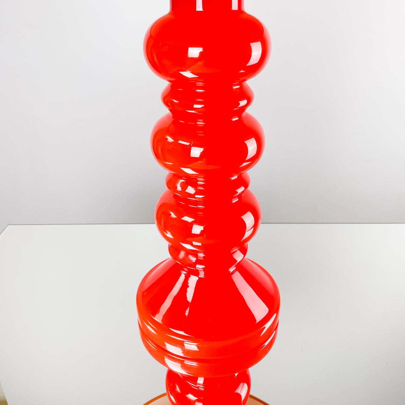 Bordslampa orange glas