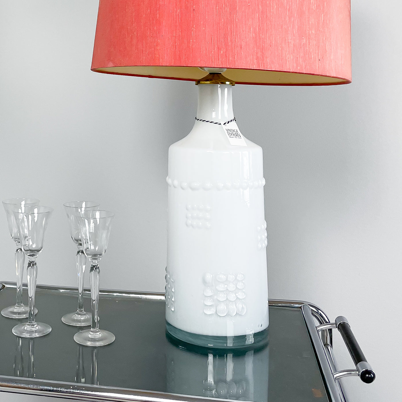 Lampa med glasfot