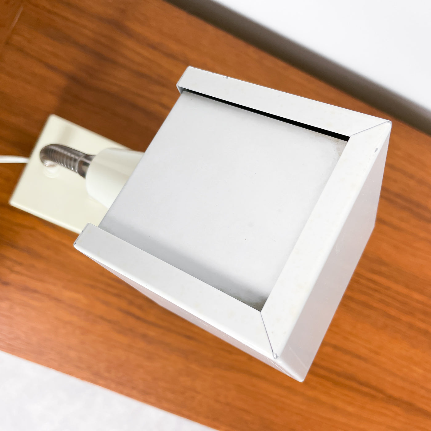 Lampa "Kuben" - Elidus