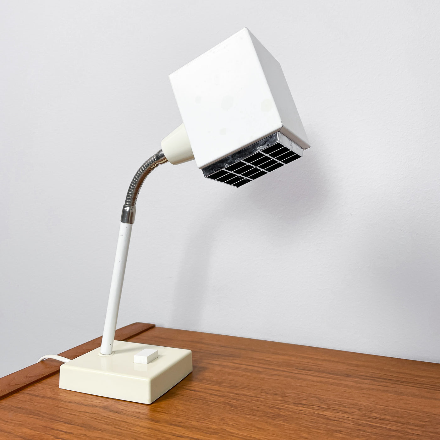 Lampa "Kuben" - Elidus