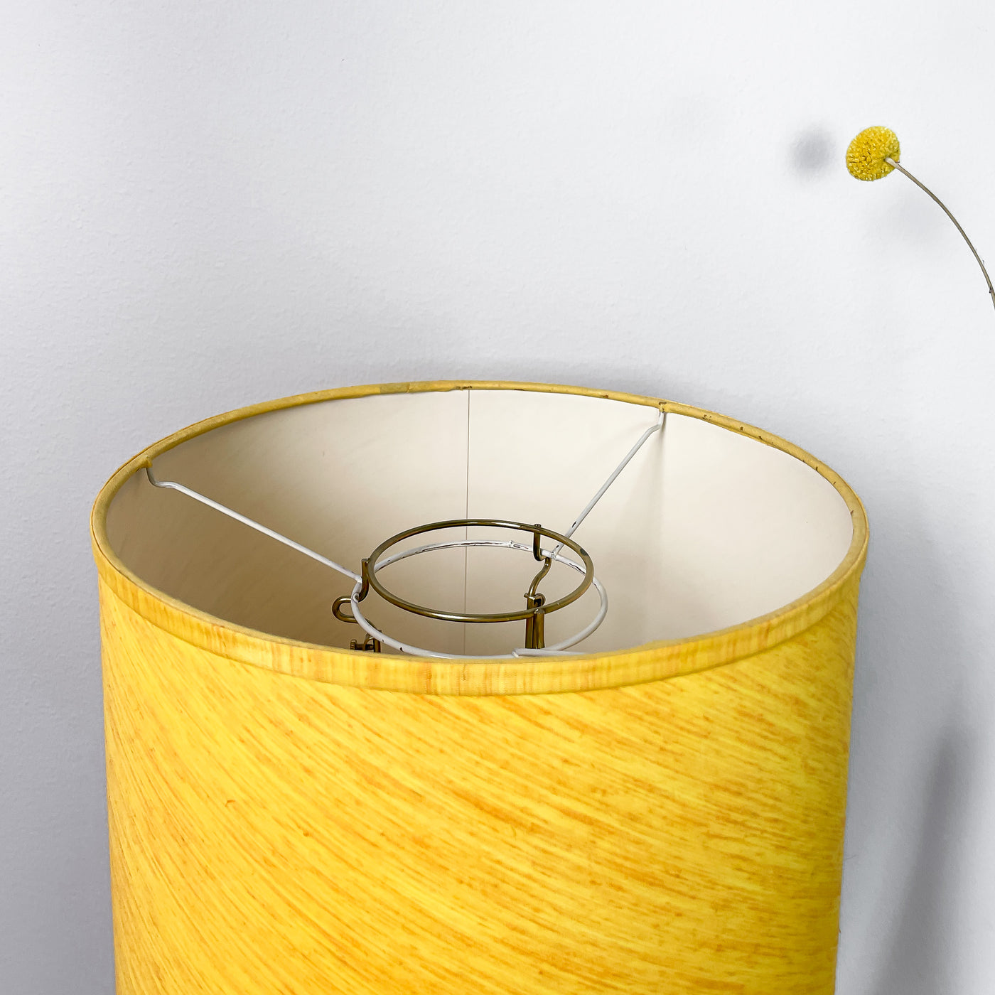 Lampa med glasfot