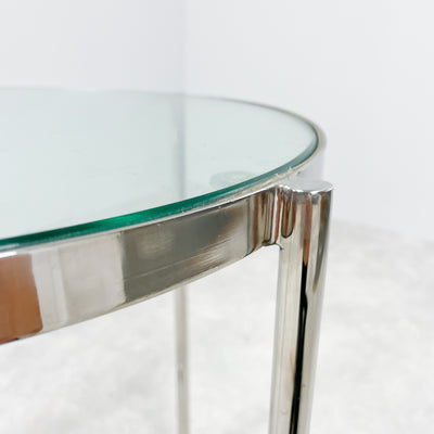 Sidobord i glas och krom