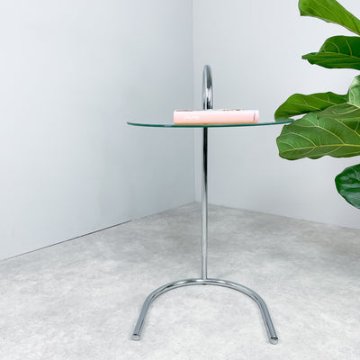 Sidobord i glas och krom - Ikea