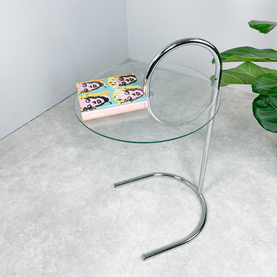 Sidobord i glas och krom - Ikea