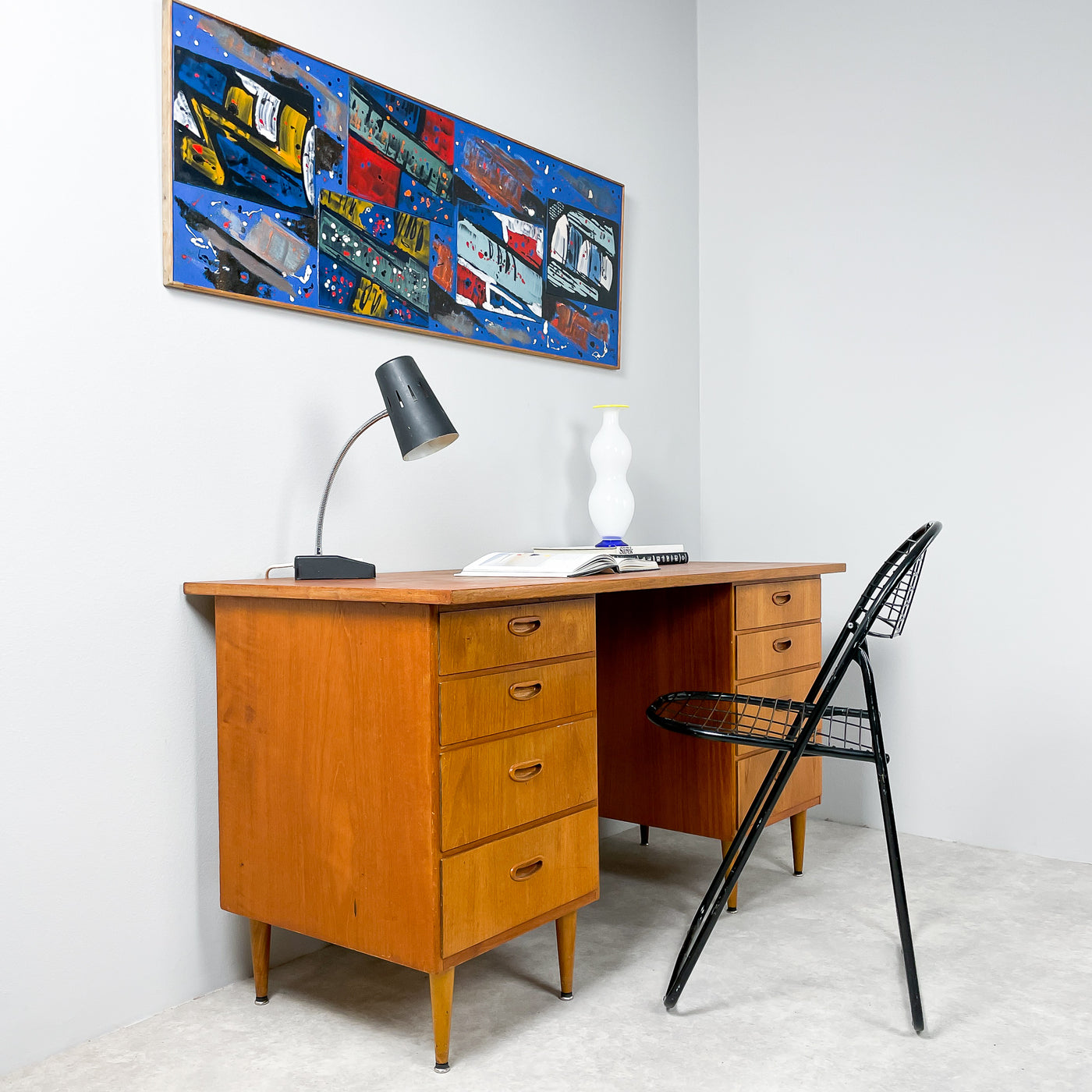 Skrivbord i teak