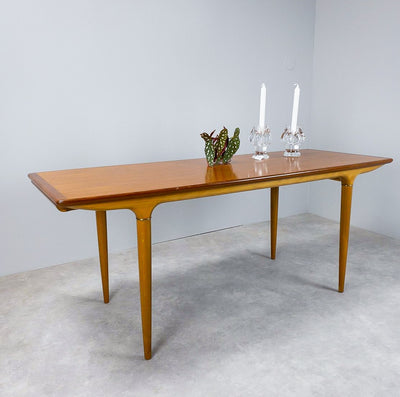 Soffbord i teak