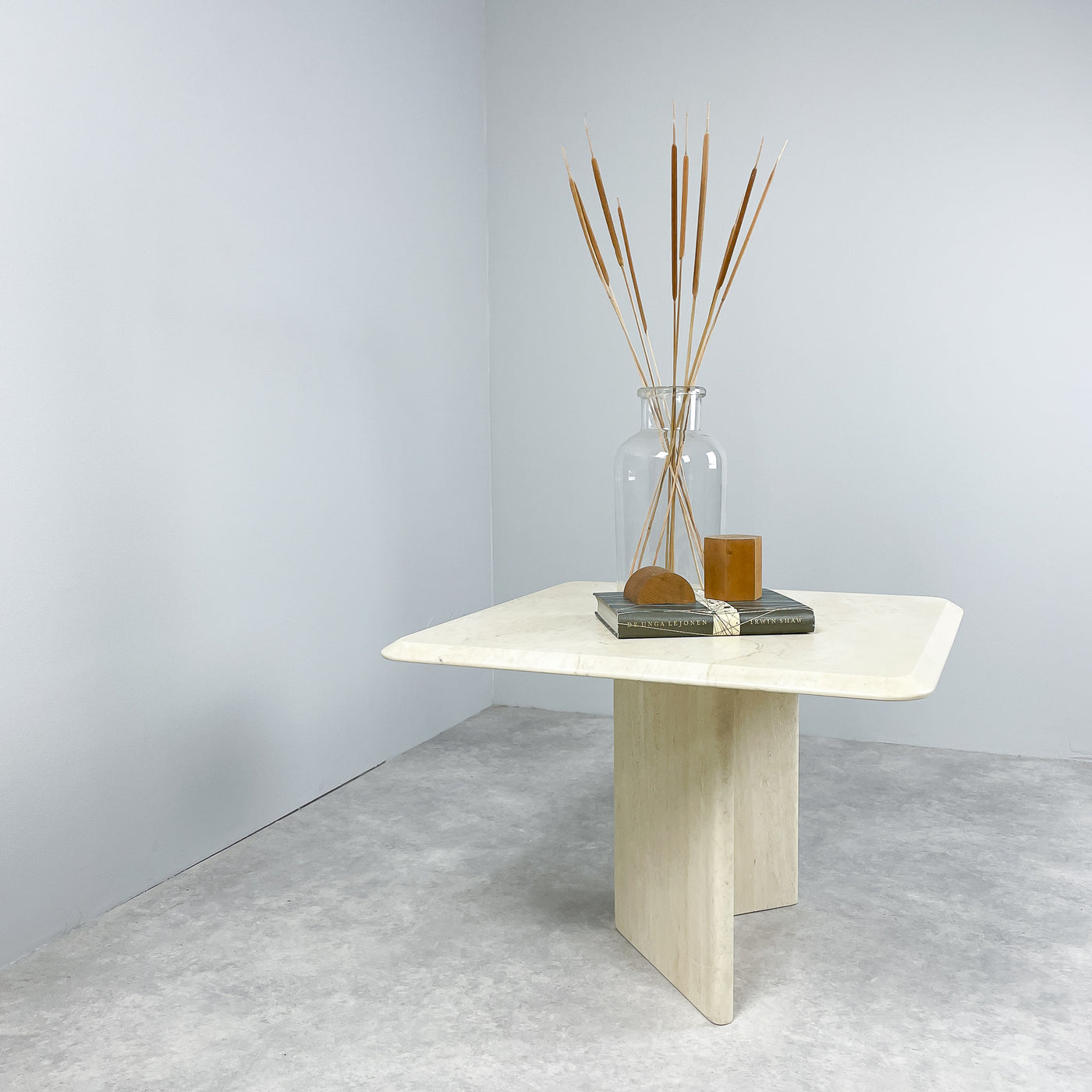 Soffbord i travertin - 66x66 cm
