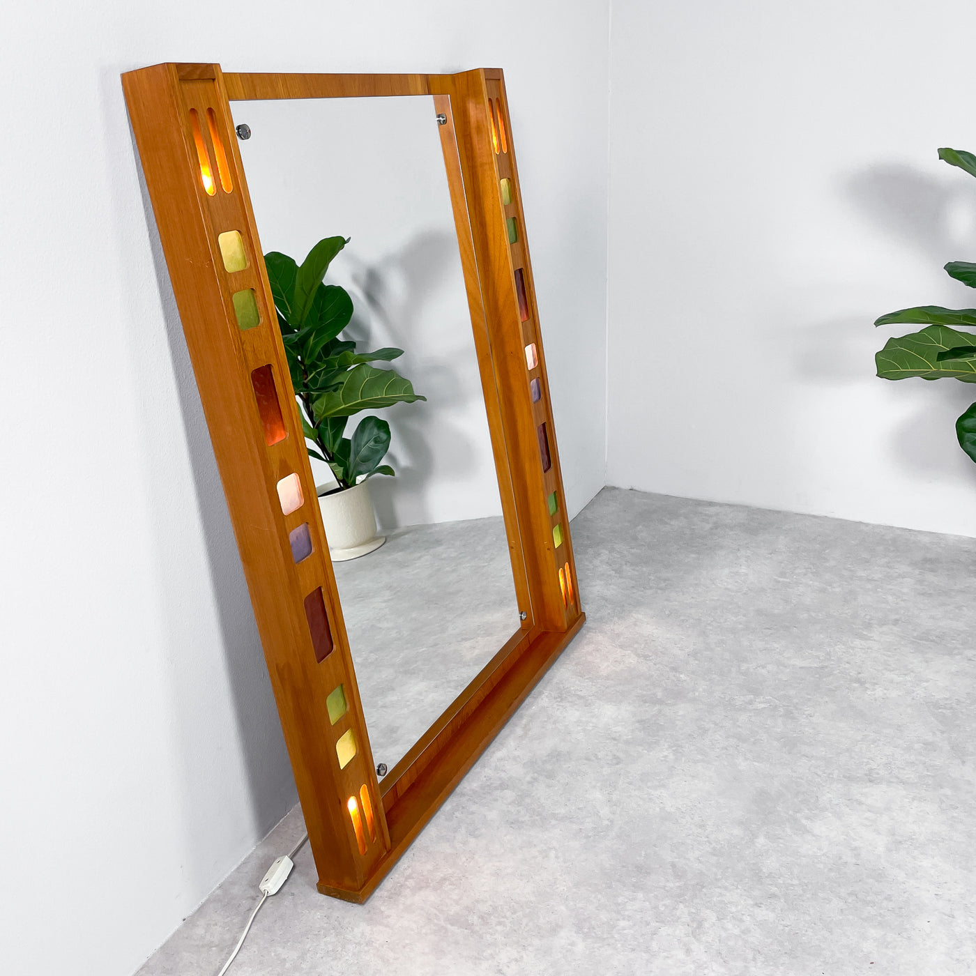 Stor spegel med belysning - Eriksmålaglas