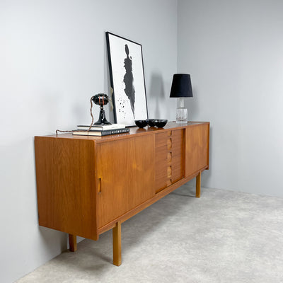 Sideboard i teak