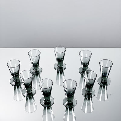 9 st rökfärgade snapsglas