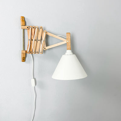 Vintage saxlampa i trä