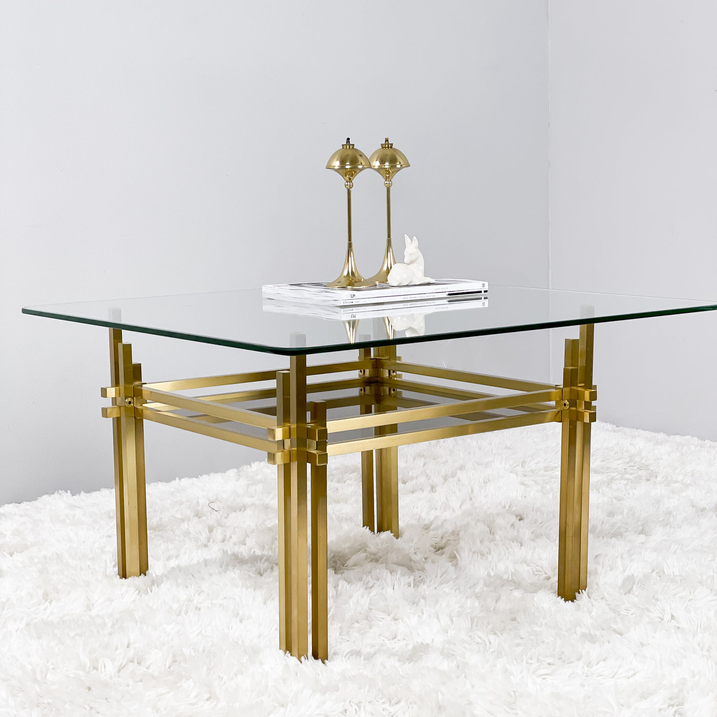 Soffbord i mässing och glas
