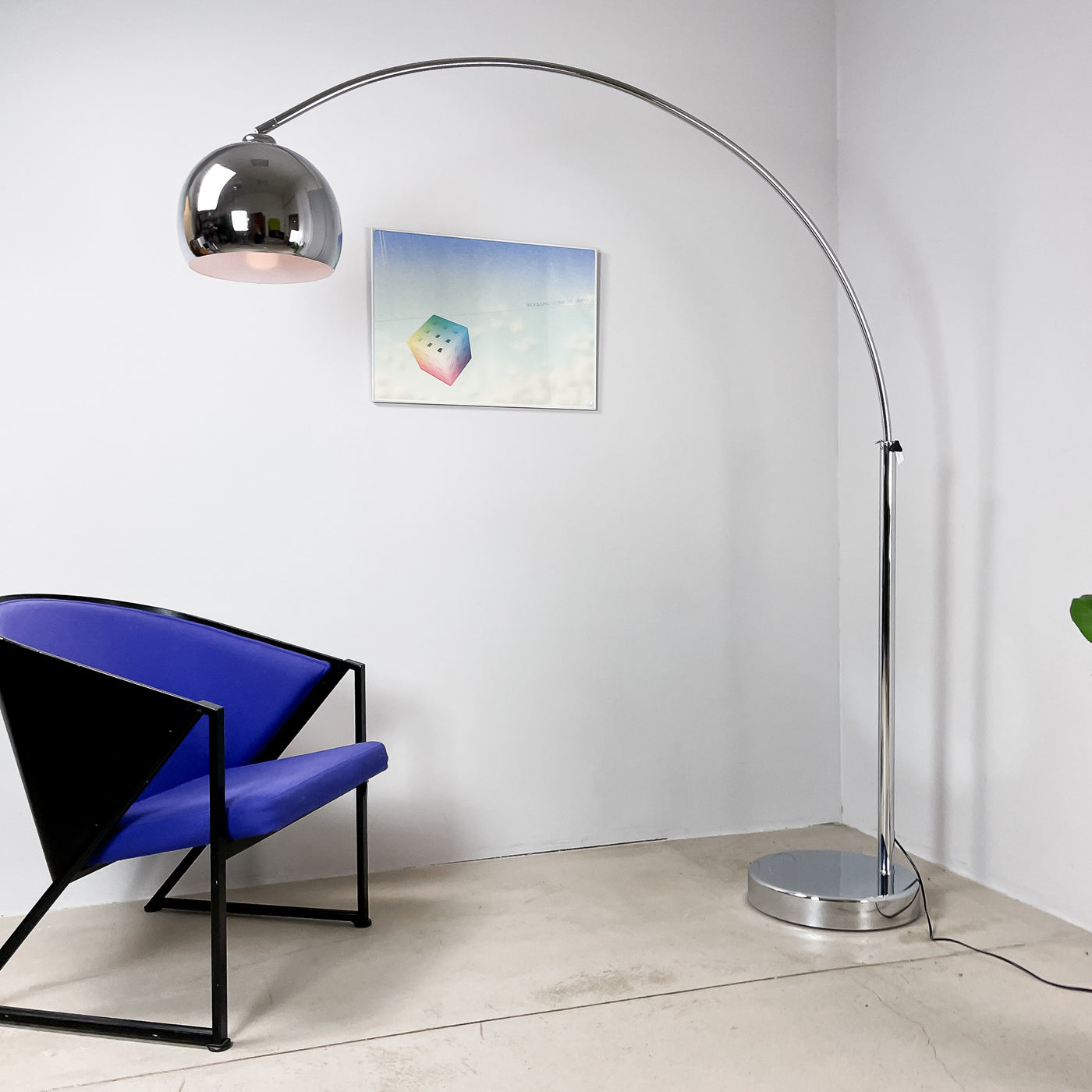 Golvlampa i krom