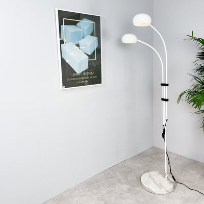 Vit tvåarmad lampa - Lyktan