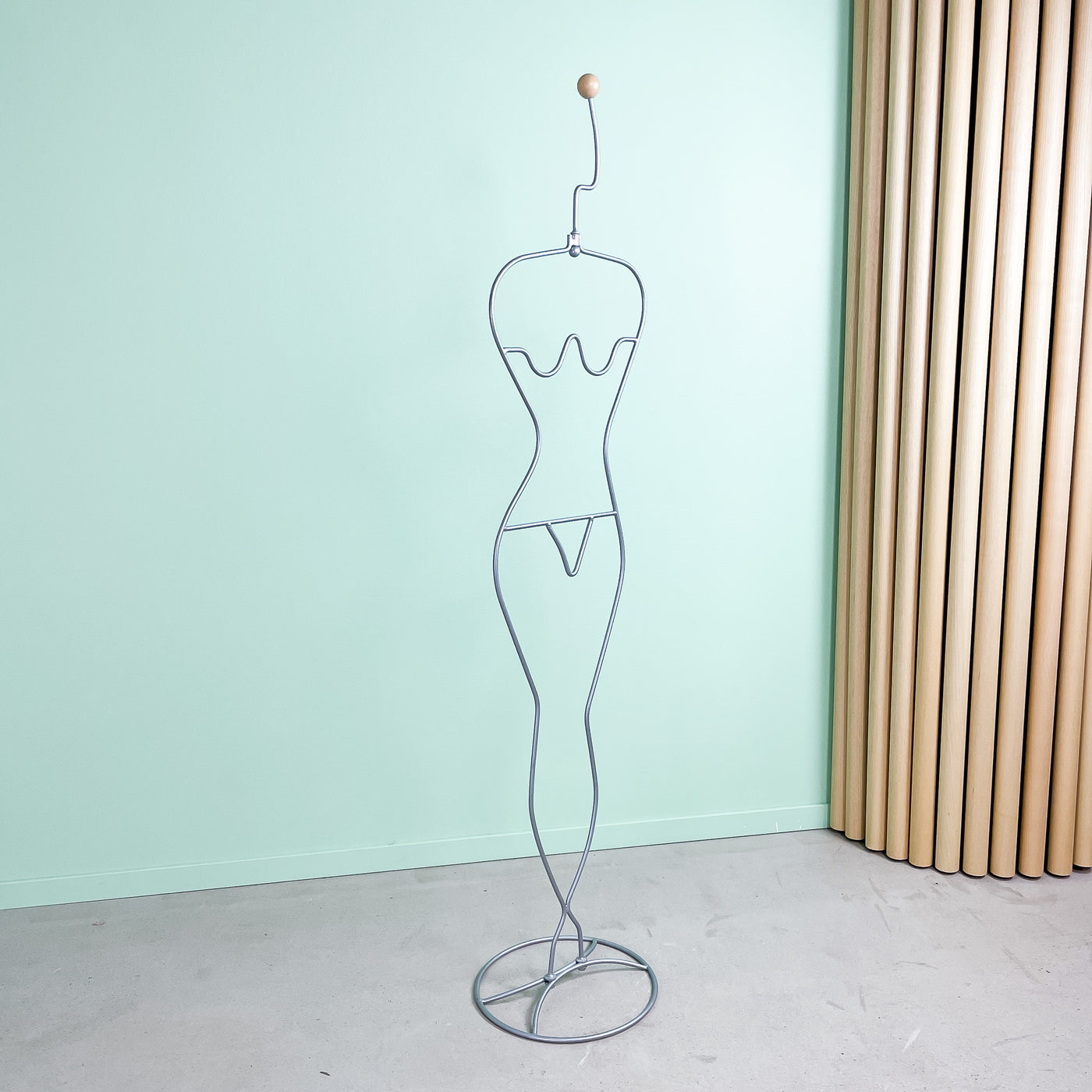 ”Häpen” Ikea - kvinna - silver