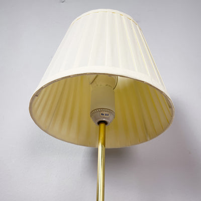 Bordslampa i mässing med glasfot
