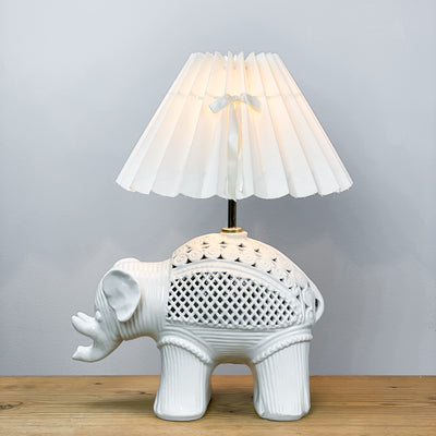 Bordslampa vit elefant