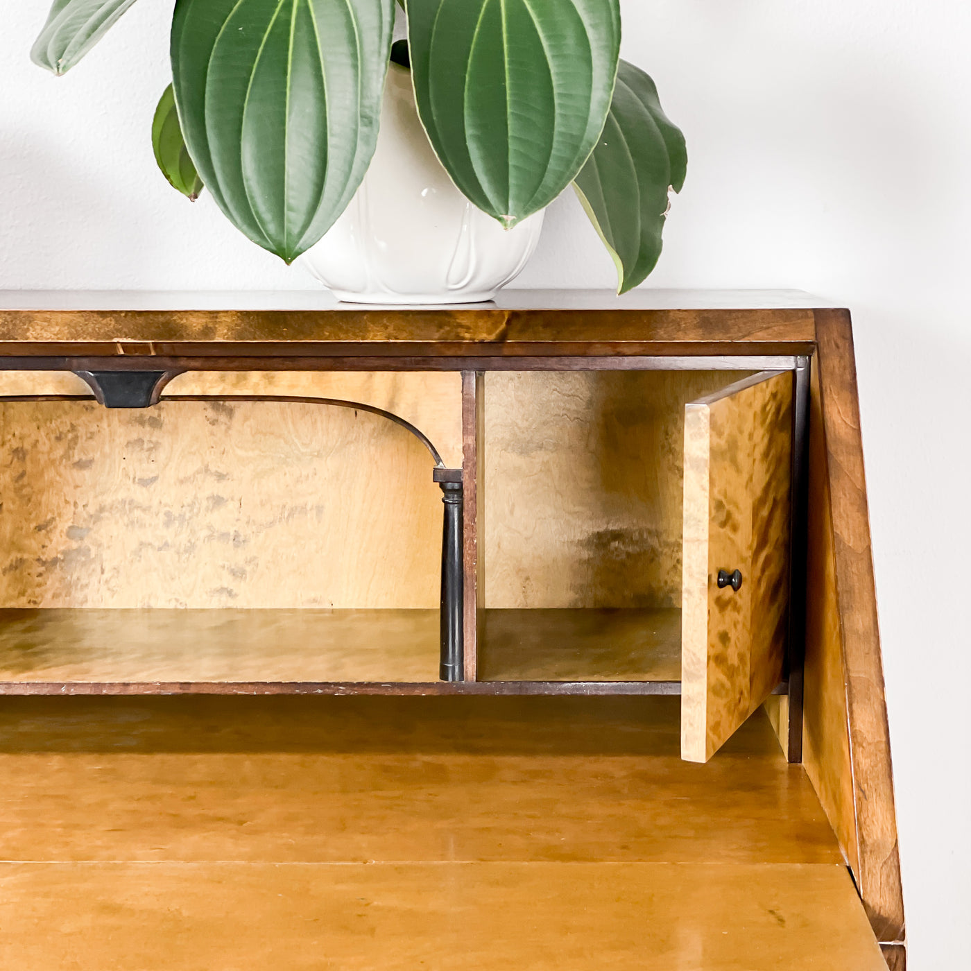 Art Deco Sekretär i masurbjörk