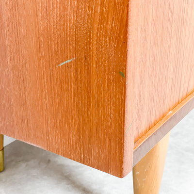 Högre sideboard i teak