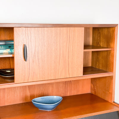 Högre sideboard i teak