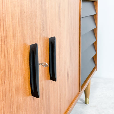 Högre sideboard i teak
