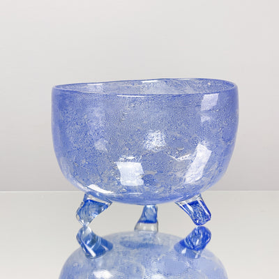 Stor blå skål i glas
