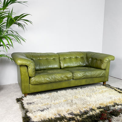Soffa i grönt skinn från DUX
