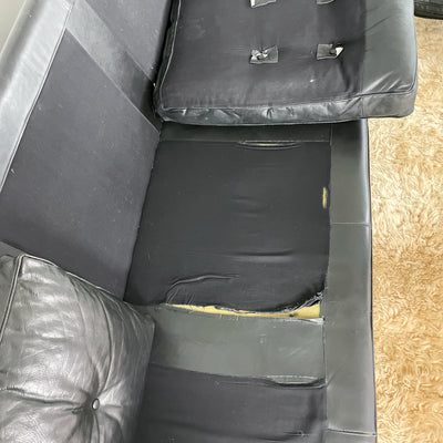 Svart skinnsoffa Ikea Kardinal
