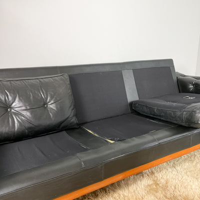 Svart skinnsoffa Ikea Kardinal