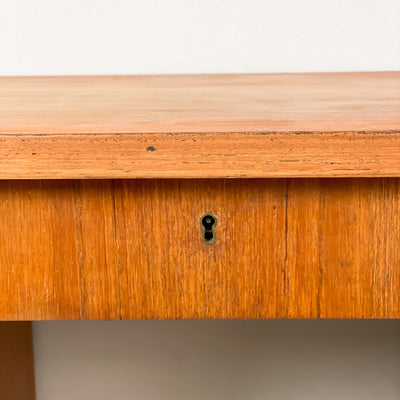 Skrivbord i teak