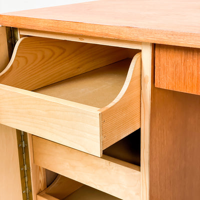 Skrivbord i teak