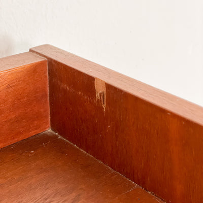 Smal bokhylla i teak