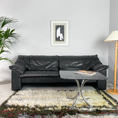 Soffa i svart skinn 80-tal