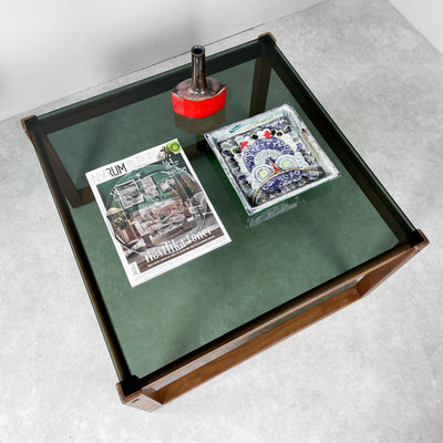 Soffbord i teak och rökfärgat glas