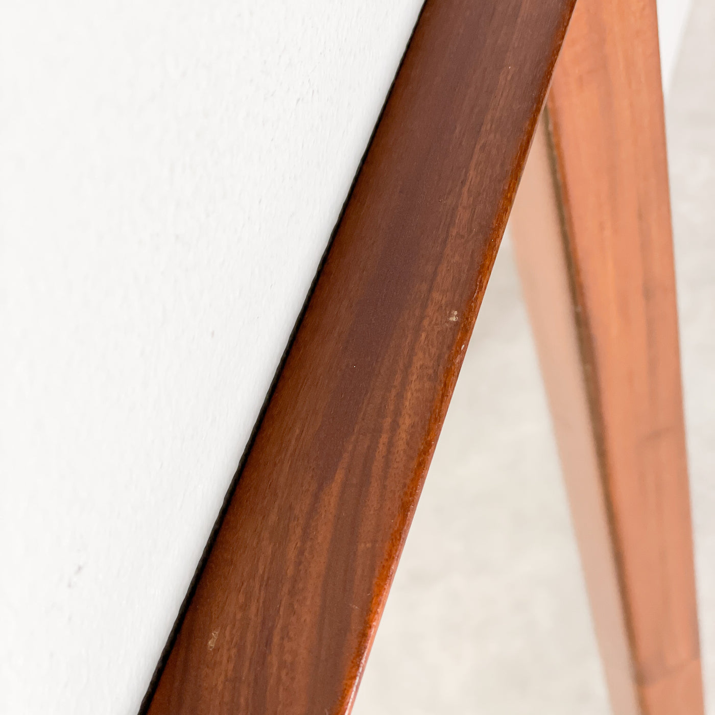Spegel i teak